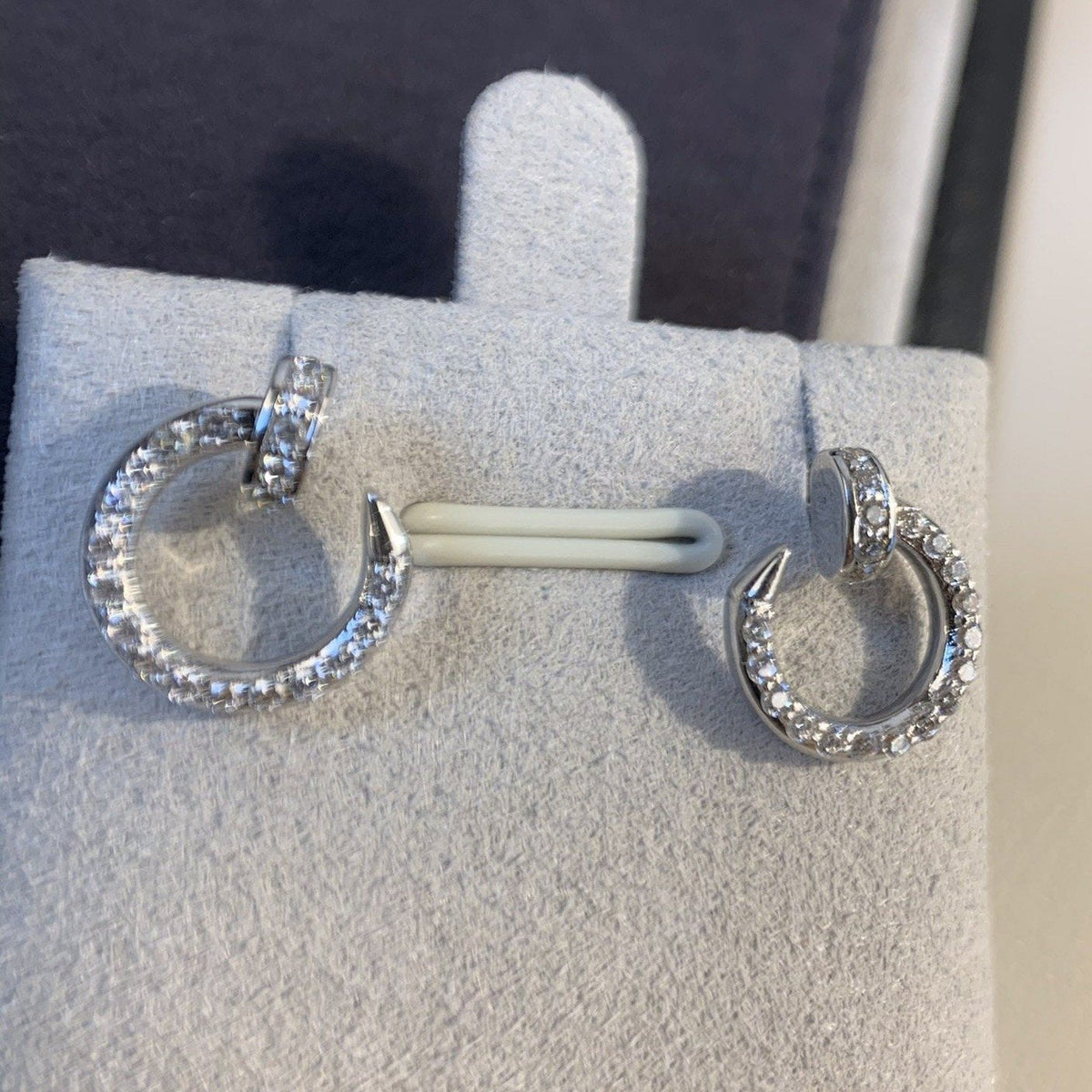 CARTIER JUSTE EARRINGS 3.65MM SILVER DIAMONDS