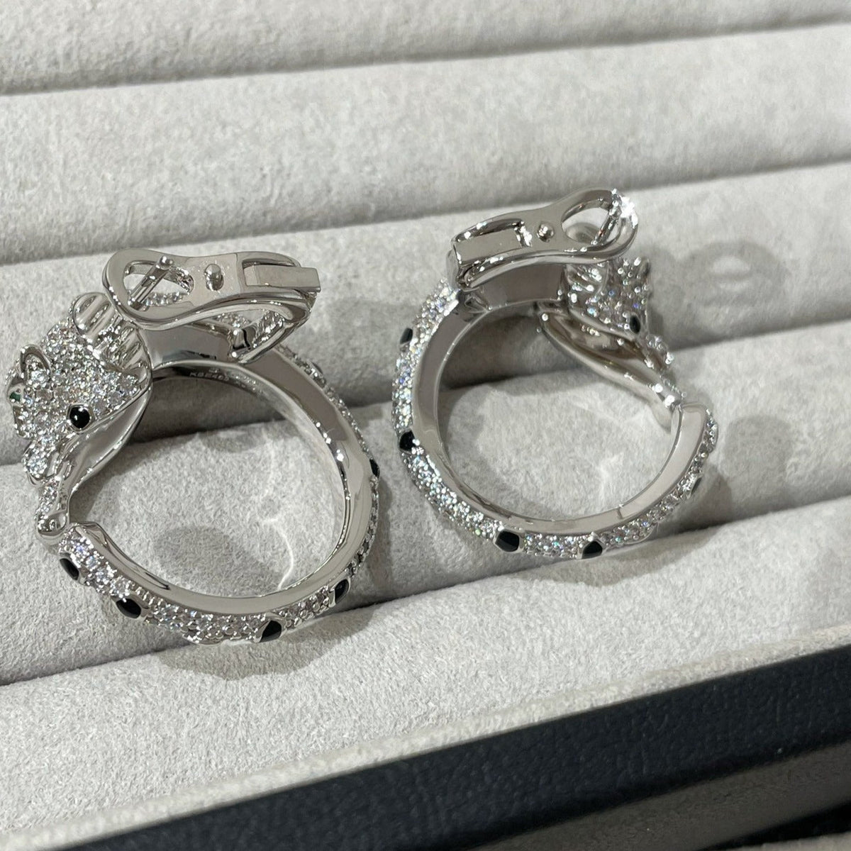 CARTIER PANTHERE DIAMOND ONYX GREEN EMERAL SILVER EARRINGS