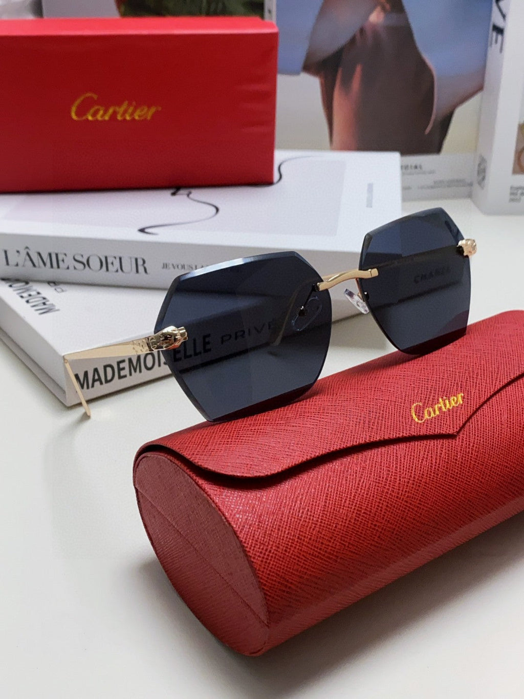 CARTIER PANTHÈRE RIMLESS GEOMETRIC FRAME SUNGLASSES  539743 IN METAL